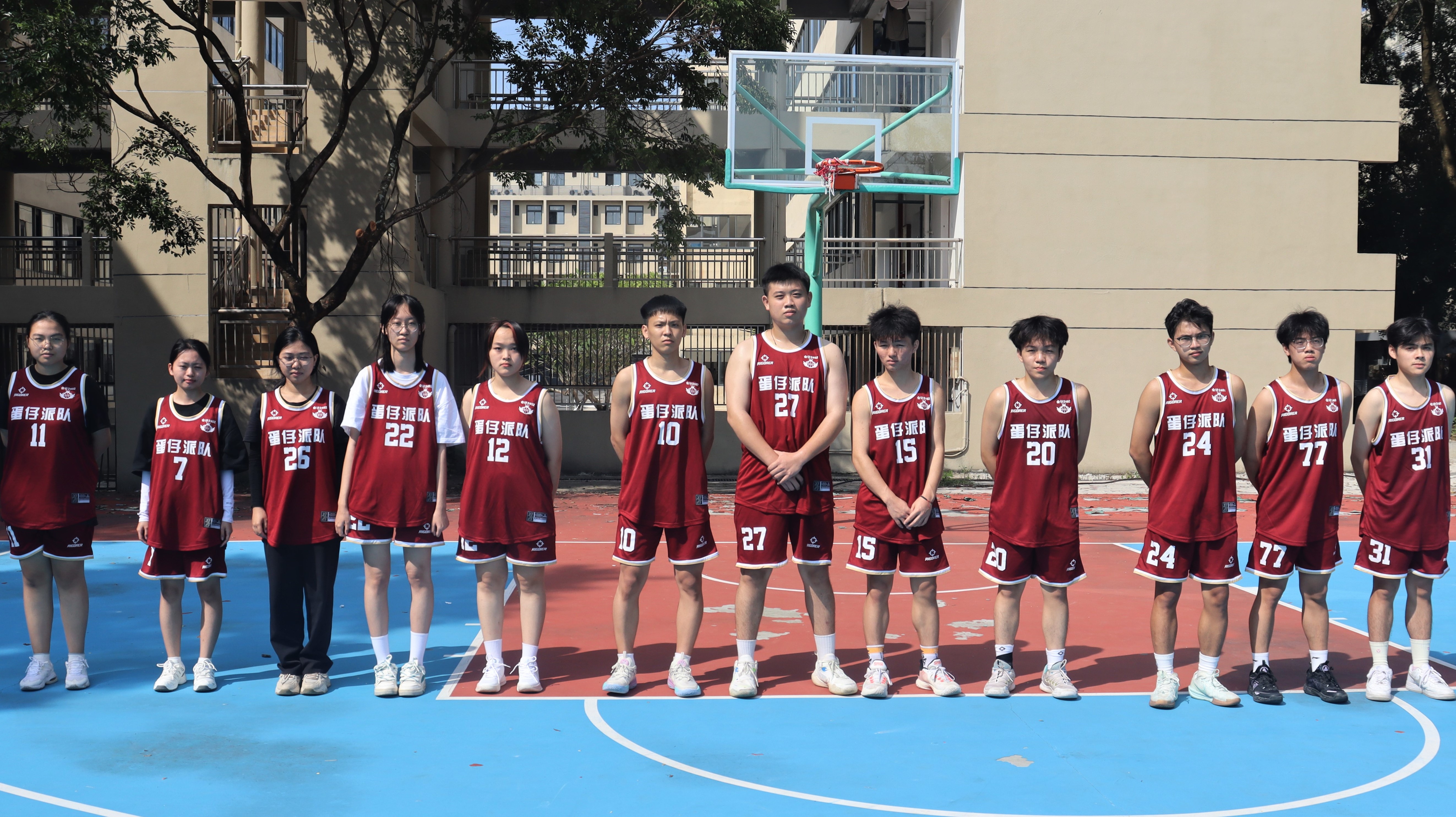 篮球精英联赛选拔赛吸引青年人才